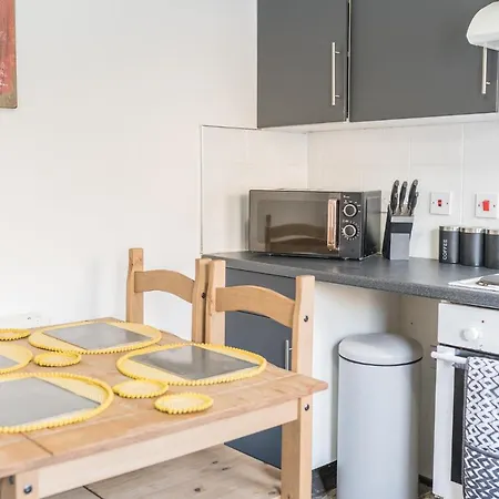Wheretostay Entire 2bed House מלון בארו אין פרנס