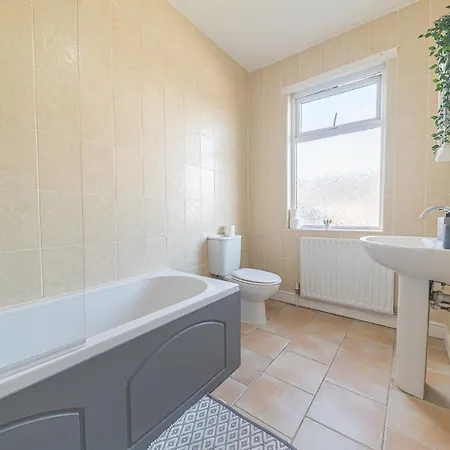 מלון Wheretostay Entire 2bed House